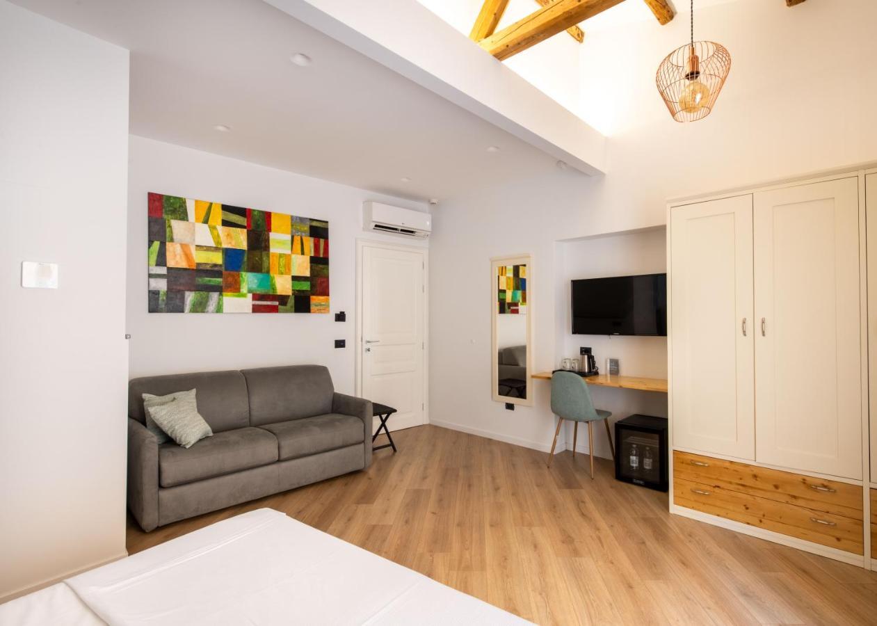 Couette-café Villena Plaza By Wonderful Italy 2*